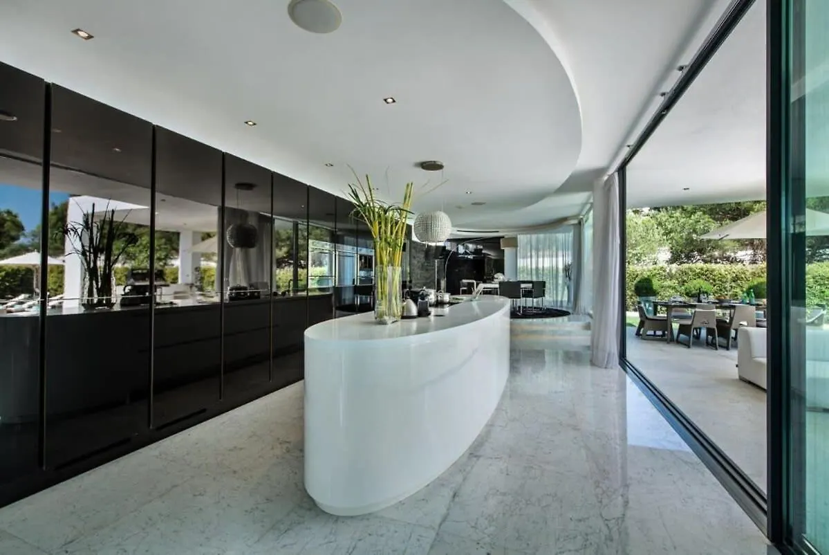 Feriehus Villa Orla Deluxe Luxury Villa With Geo-Thermal Swimming Pool Albufeira